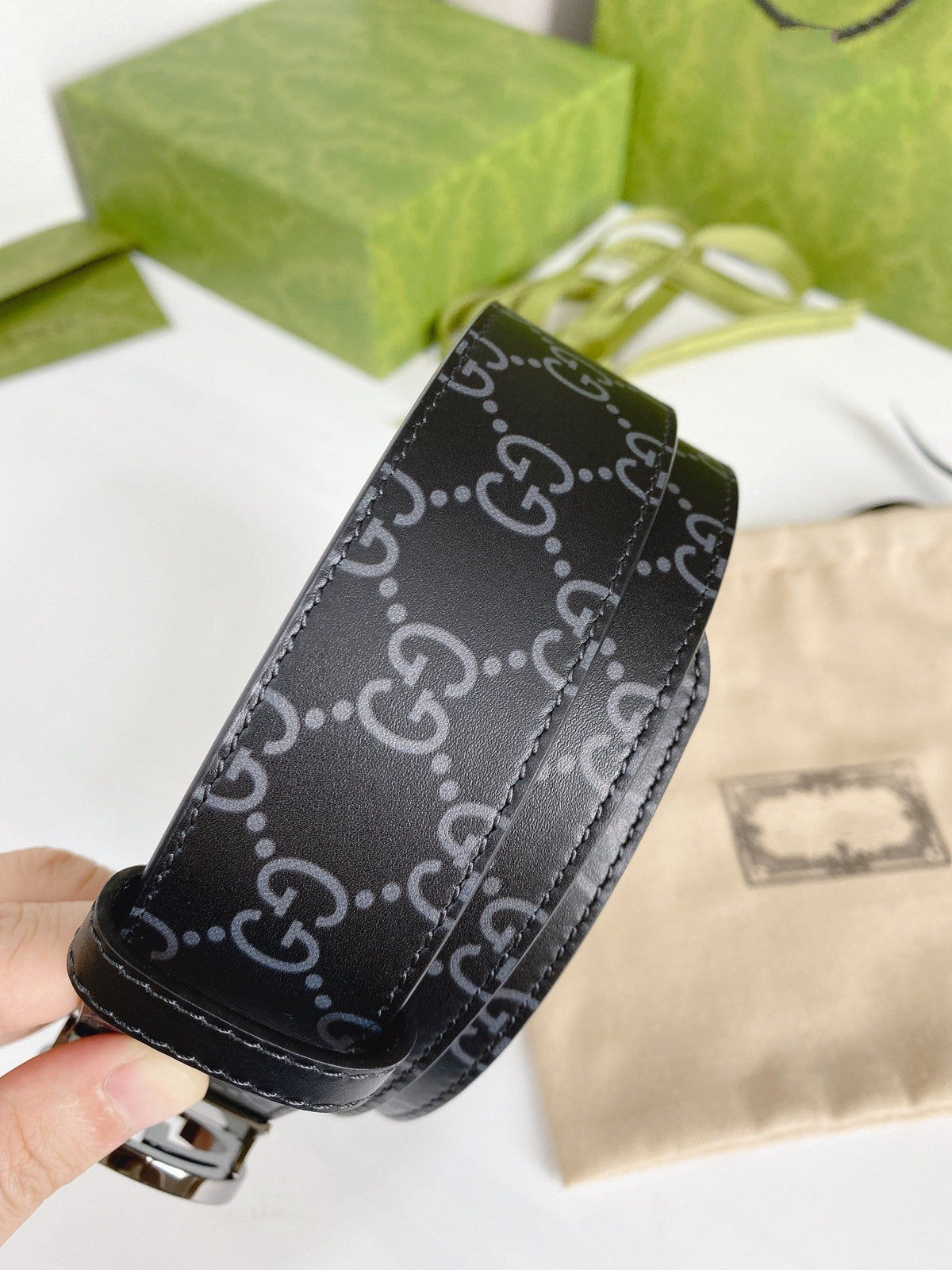 INTERLOCKING G GREY BUCKLE 38MM BLACK LEAHTER MONOGRAM