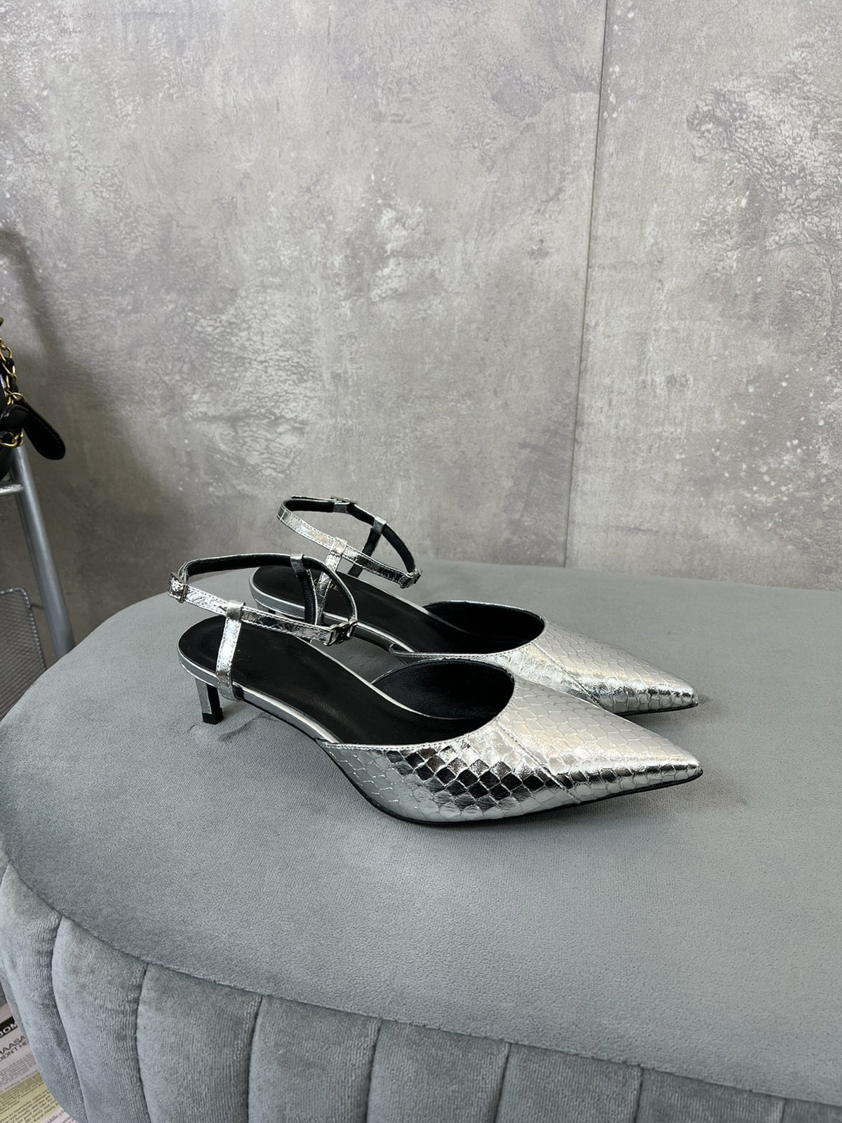 cl kitten with strap 45 platinum lizard stamped metalized calfskin