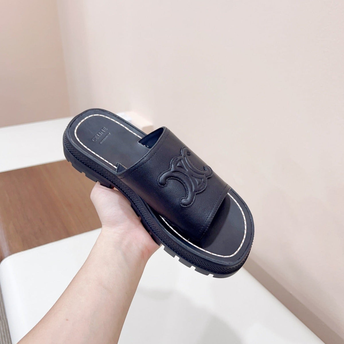 LEA TRIOMPHE PLATFORM SLIDES WOMEN VEGETABLE TANNED CALFSKIN BLACK