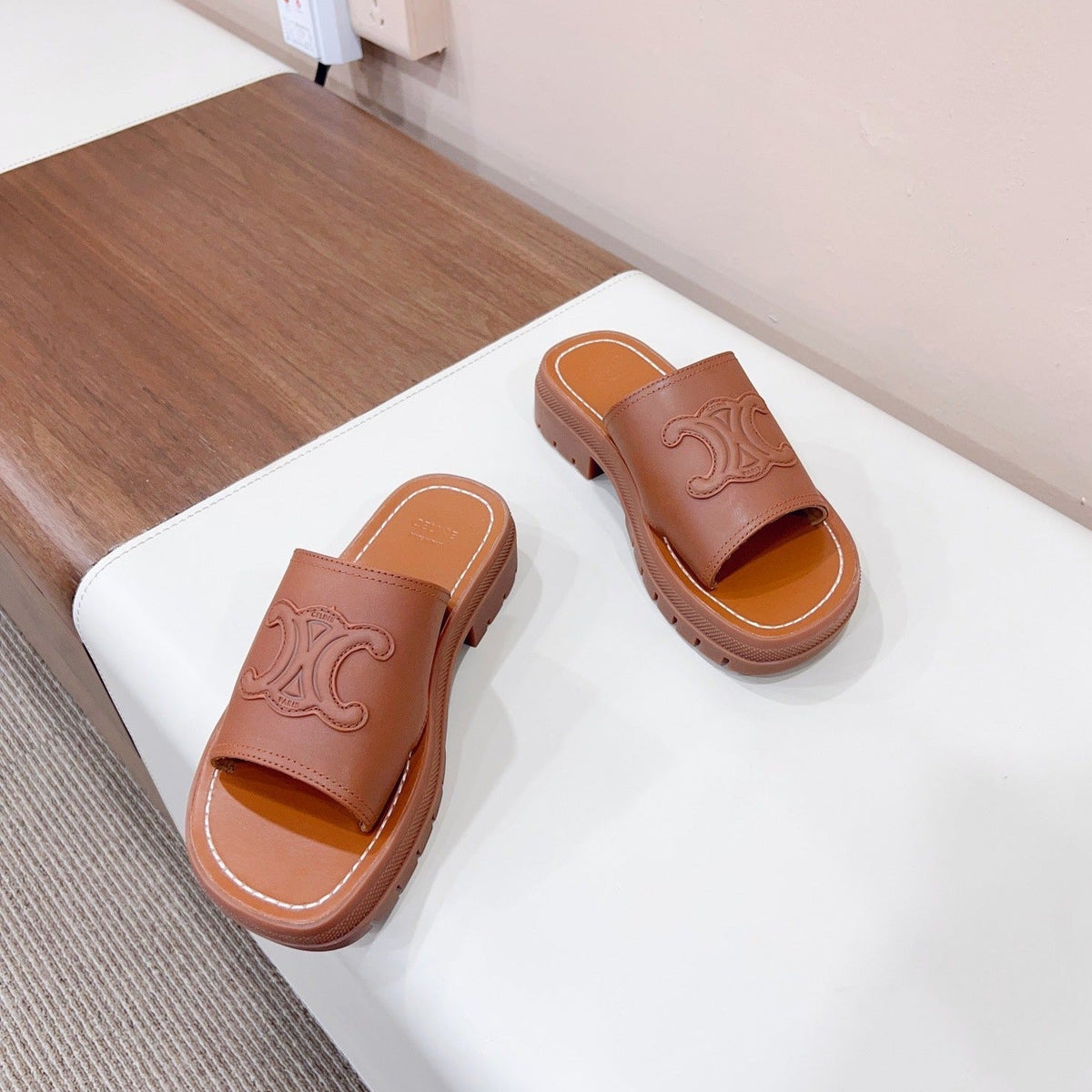 LEA TRIOMPHE PLATFORM SLIDES WOMEN VEGETABLE TANNED CALFSKIN BROWN