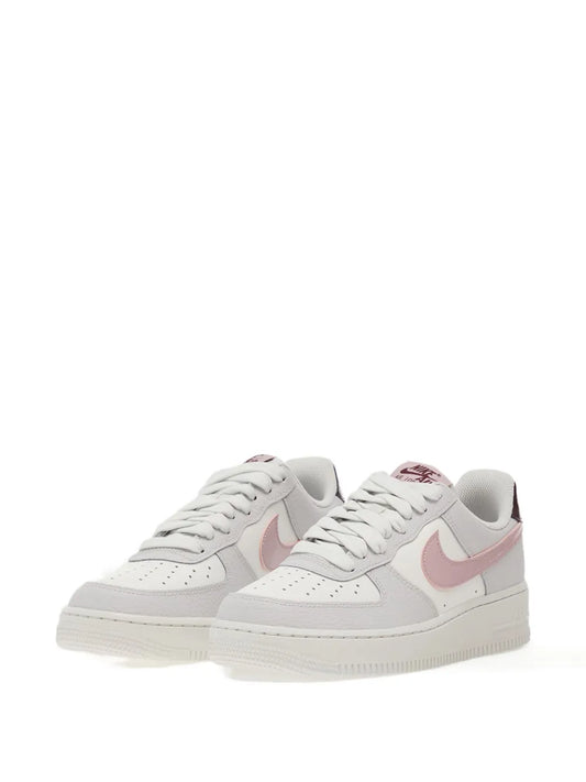 Nike Air Force 1 '07