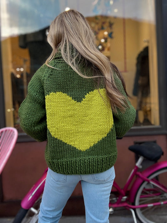 GOGO Short Heart Cardigan