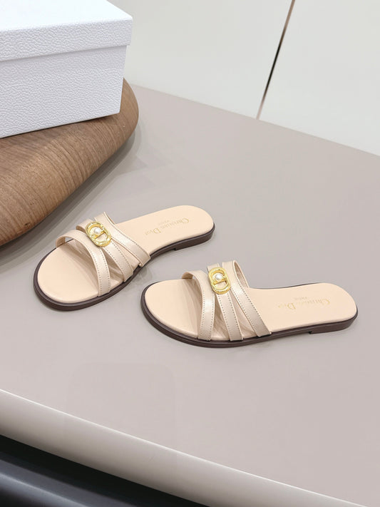 CD 26s 30M Slide Beige Calfskin 738224