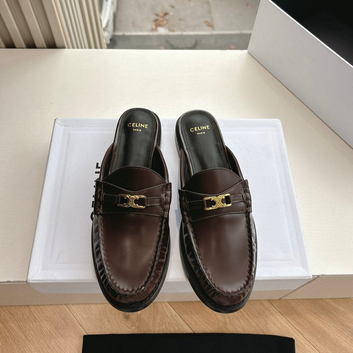 CELINE Slippers Brown Leather 285953