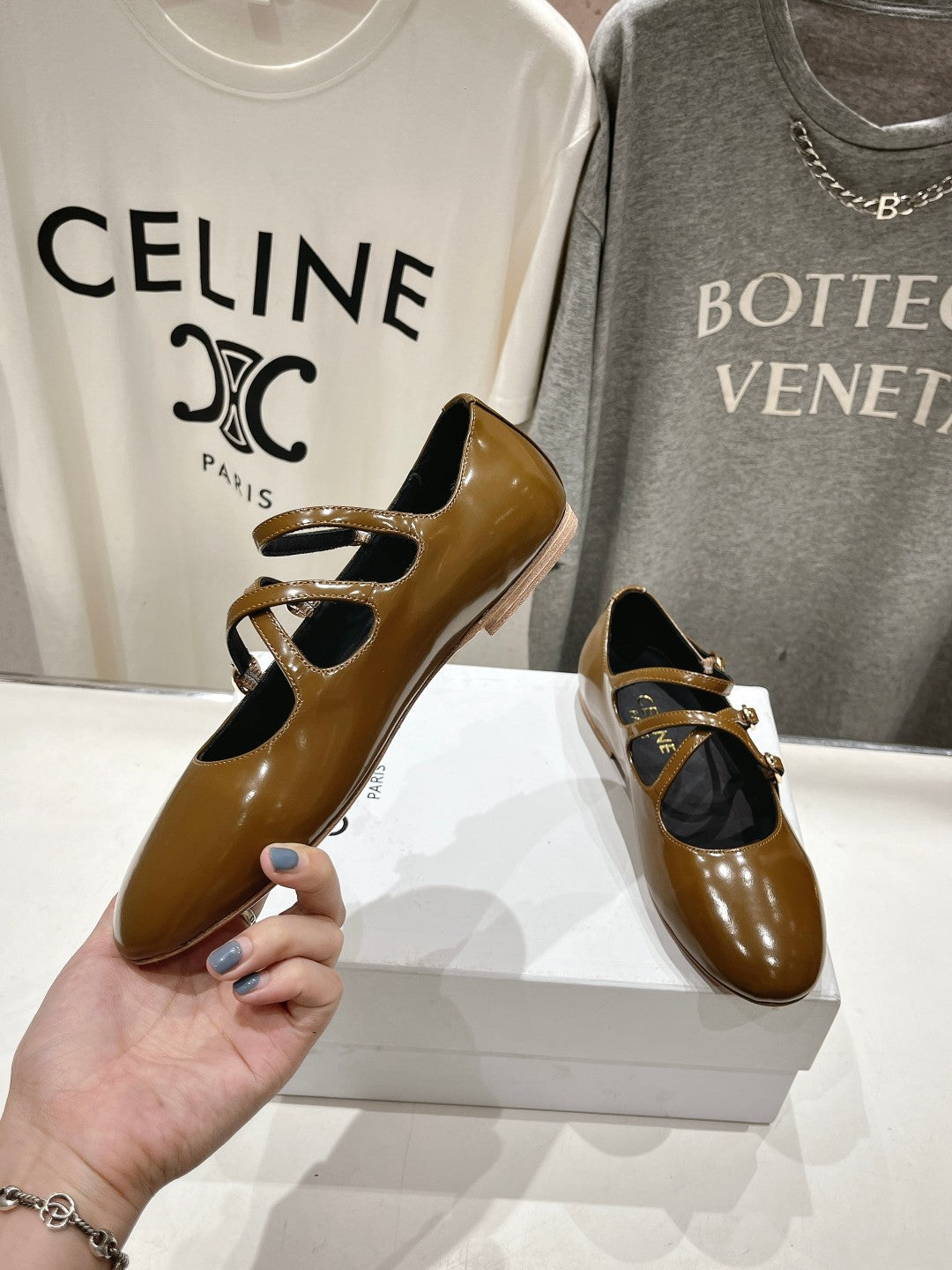 BALLET FLAT WITH CROSSOVER STRAP IN SEPIA BROWN LAMBSKIN