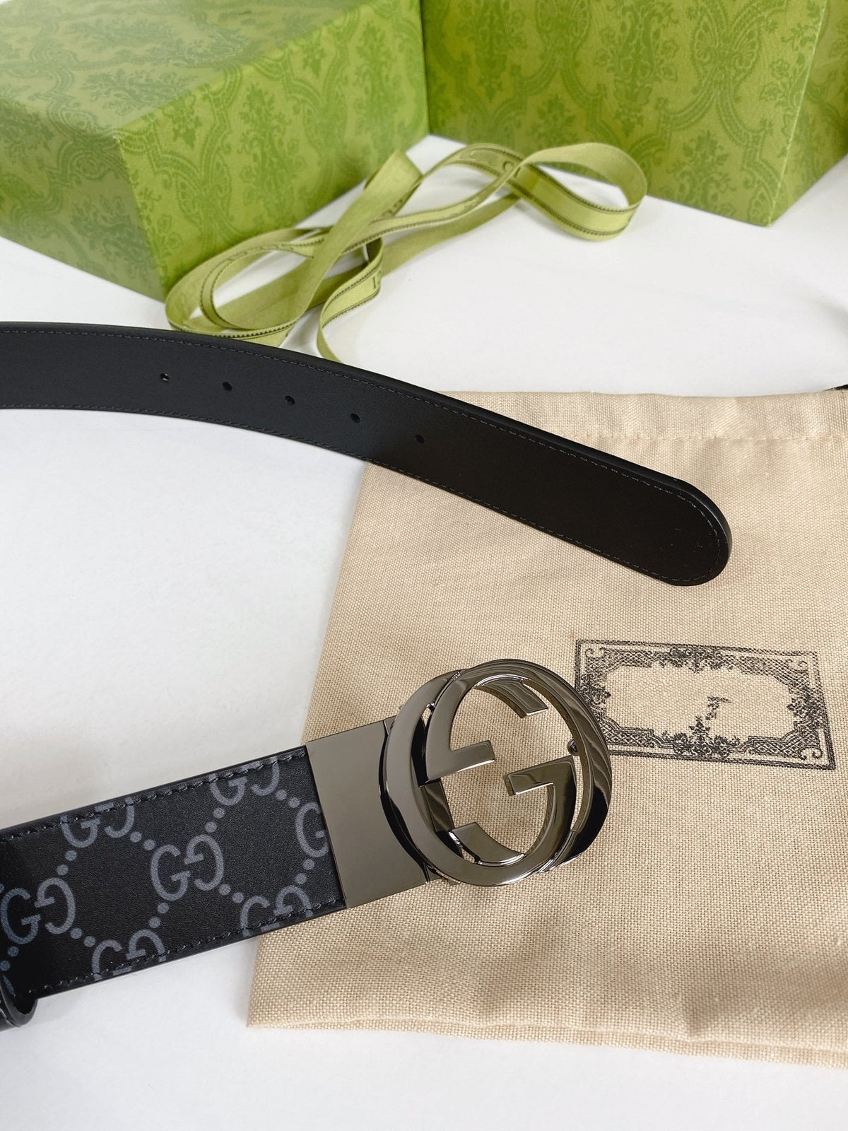 INTERLOCKING G GREY BUCKLE 38MM BLACK LEAHTER MONOGRAM