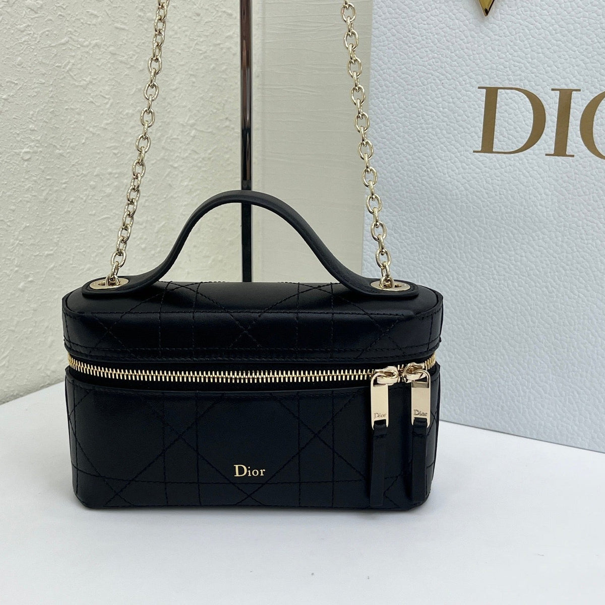 CD Cannage Vanity Chain Bag 19cm Black Cowhide 158120