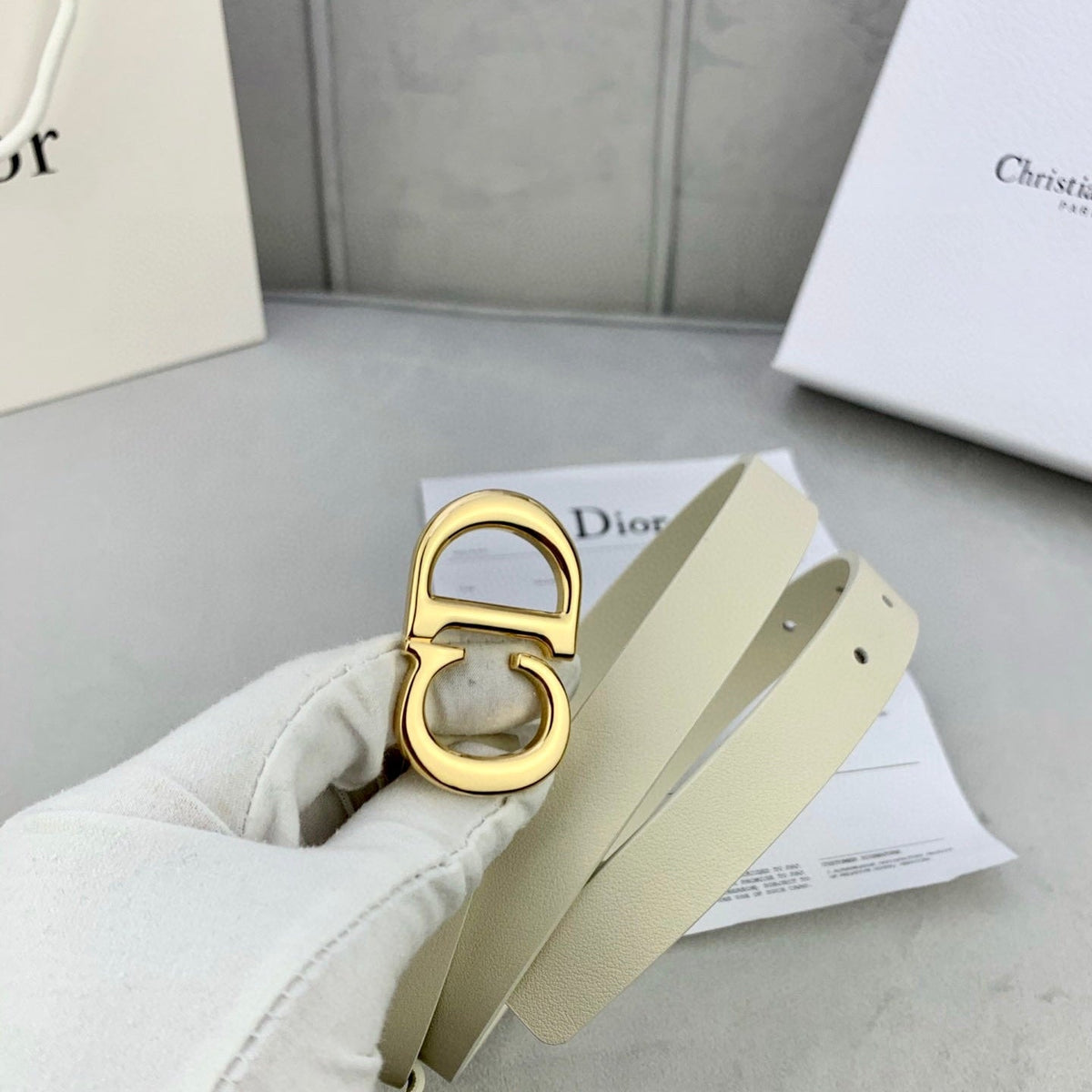 DIOR 25S BELT 20 MM IN BEIGE WHITE CALFSKIN WITH GOLD HARDWARE 590776