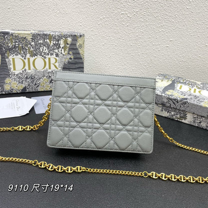 CARO POUCH 19 BAG IN GREY CALFSKIN