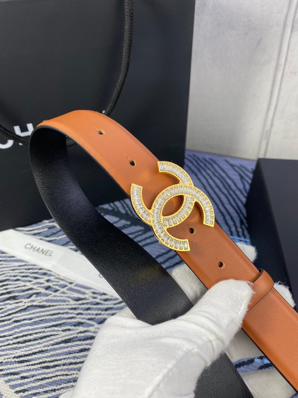 CHANEL 25S BELT 30 MM IN BROWN CALFSKIN WITH GOLD HARDWARE 615101