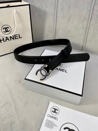 CHANEL 30MM BELT IN BLACK GRAINED CALFSKIN WITH NAVY BLUE METAL LOGO