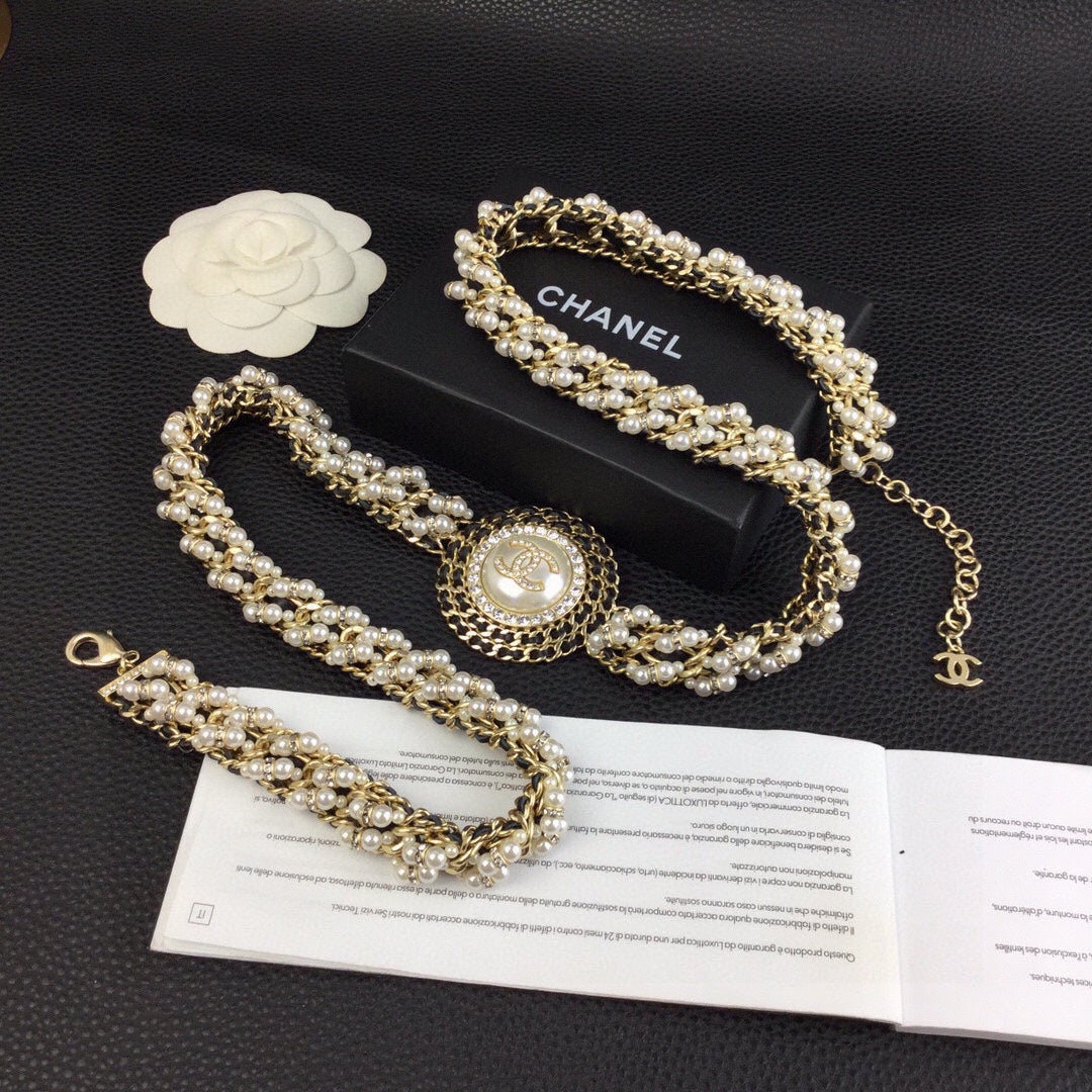 CHANEL 25S CHAIN BELT WITH PEARL 608641