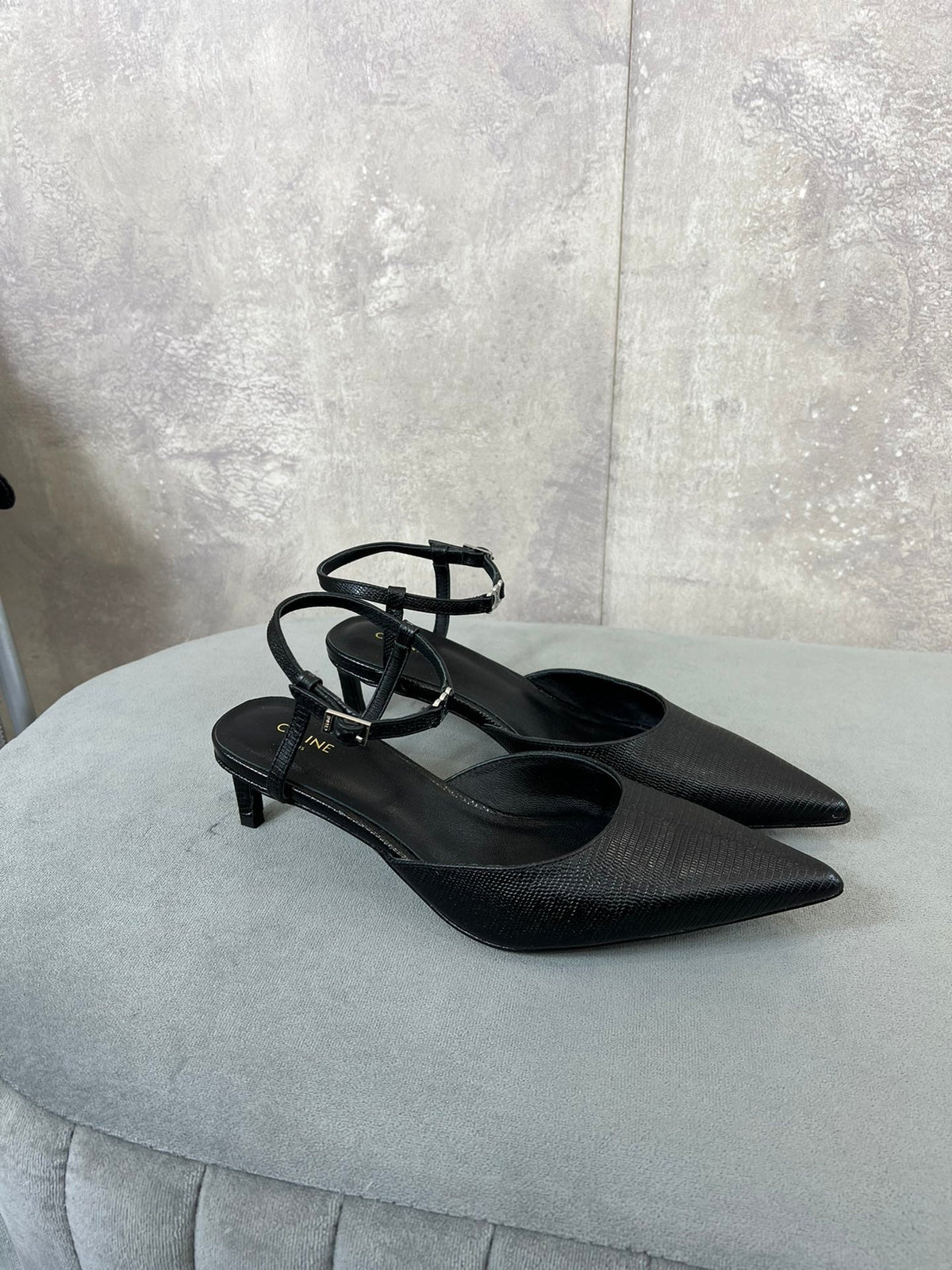 cl kitten with strap 45 black lizard stamped calfskin