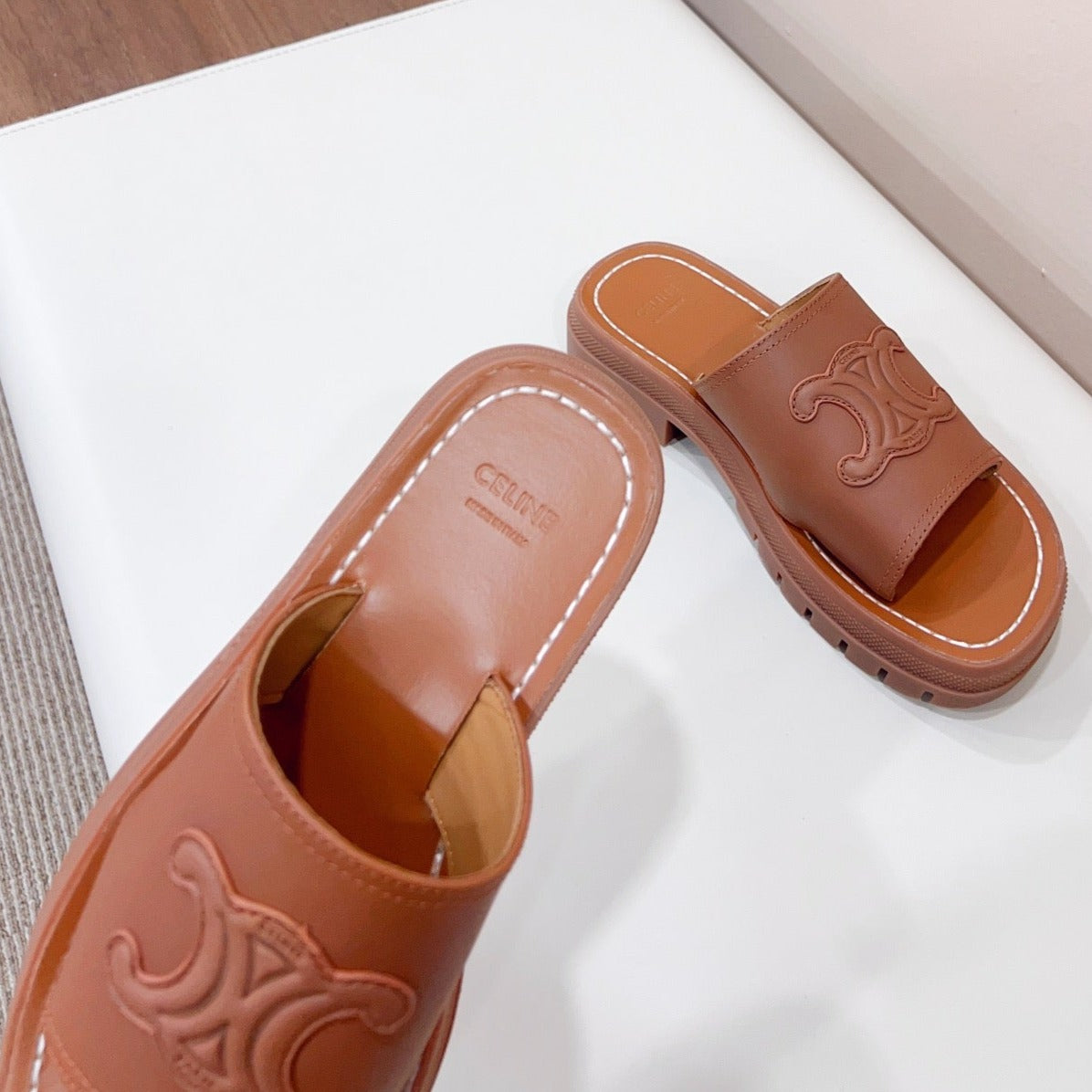 LEA TRIOMPHE PLATFORM SLIDES WOMEN VEGETABLE TANNED CALFSKIN BROWN