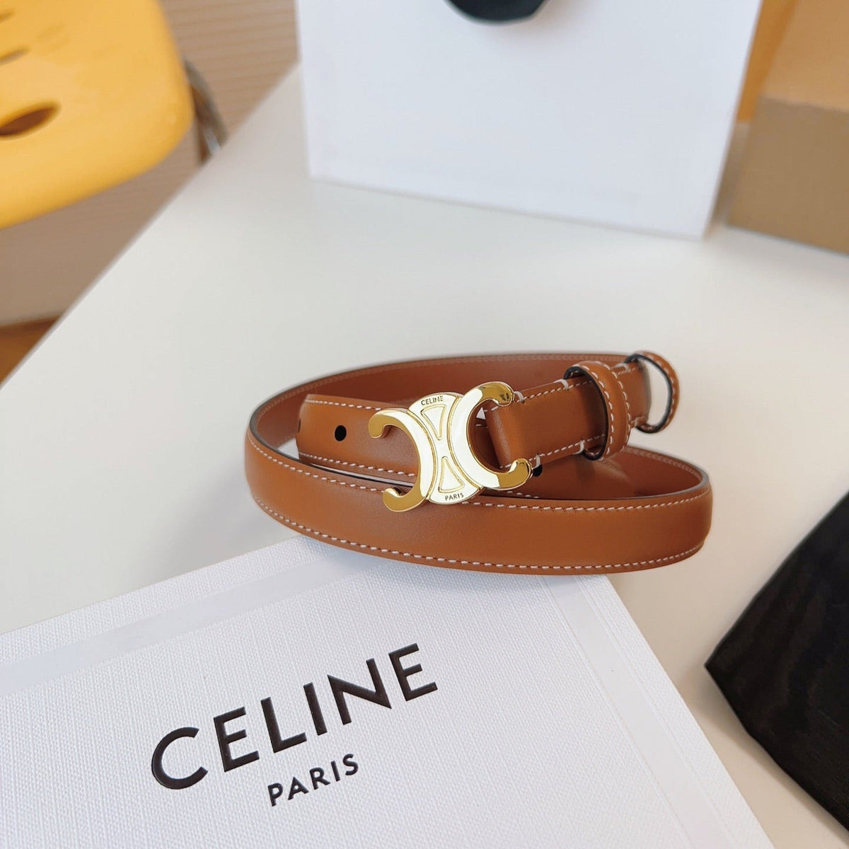 CELINE 25S TRIOMPHE BELT 18MM IN DARK CARAMEL CALFSKIN GOLD HARDWARE 580706
