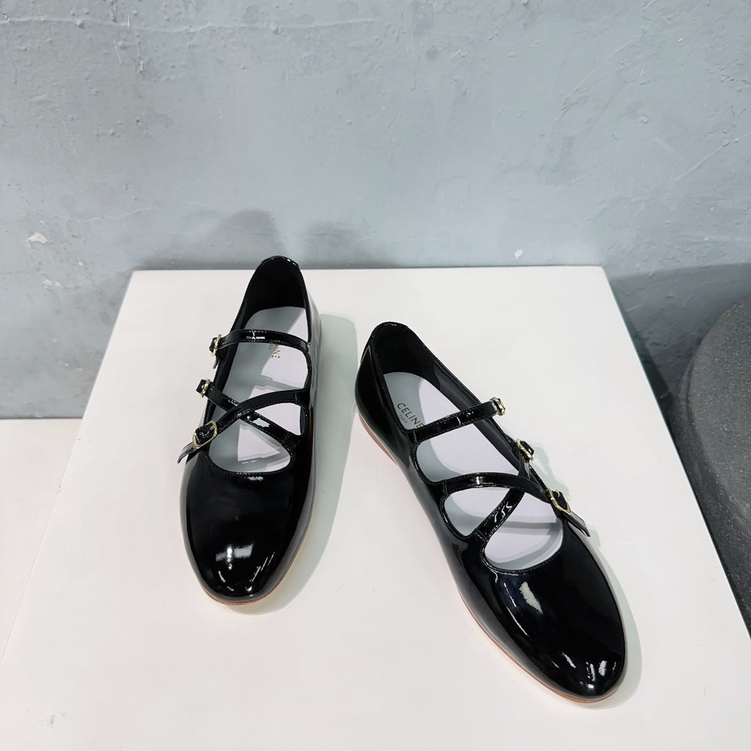 FLAT MARY JANE IN BLACK CALFSKIN