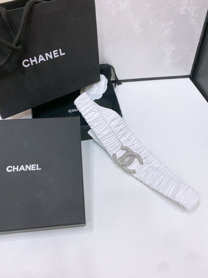 CHANEL ELASTIC BELT 30MM IN WHITE CALFSKIN SILVER HARDWARE WITH RHINSTONES