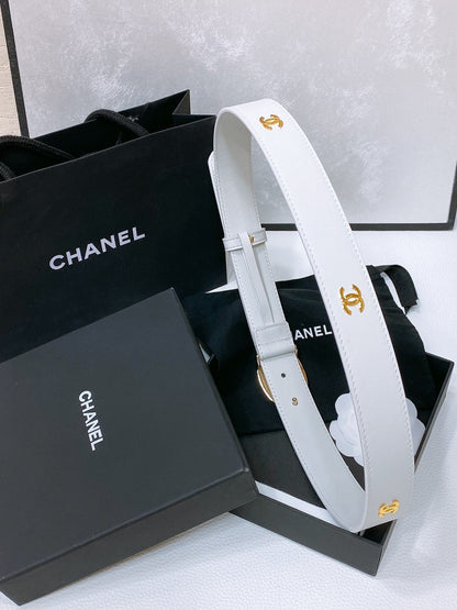 CHANEL 30MM BELT IN WHITE SMOOTH CALFSKIN WHITE MIX BLACK METAL LOGO GOLD HARDWARE