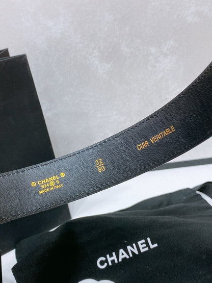 CHANEL 30MM BELT IN BLACK EMBROIDERED CALFSKIN WHITE MIX BLACK METAL HARDWARE