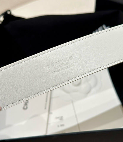CHANEL DOUBLE C BELT 30MM IN WHITE CALFSKIN GOLD BUCKLE WITH EMBOSSED CHECK PATTERN