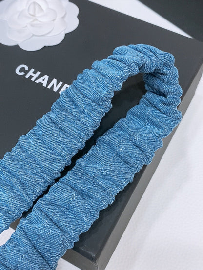 CHANEL ELASTIC BELT 30MM IN BLUE DENIM WITH SQUARE BUCKLE EMBOSSED LOGO