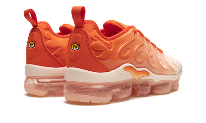 AIR VAPORMAX PLUS WMNS "Citrus" DQ8588 800