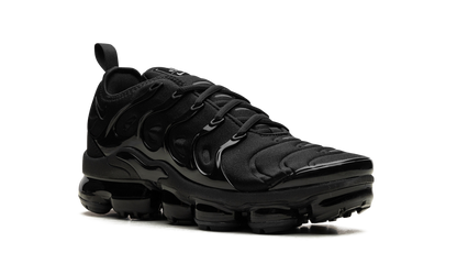 Air Vapormax Plus "Triple Black" 924453 004
