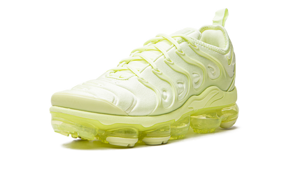 AIR VAPORMAX PLUS WMNS DJ3023 700