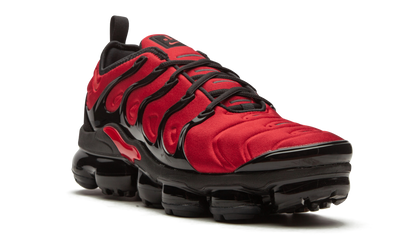 Air Vapormax Plus "University Red" CU4863 600