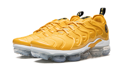 AIR VAPORMAX PLUS OMEN WMNS "Go The Extra Smile" DO5874 700