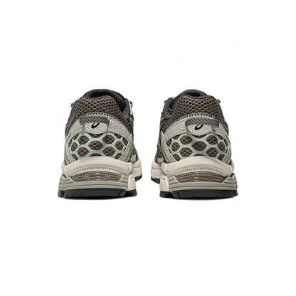 ASICS Gel-Kahana 8 'Pepper / Dark Sepia'