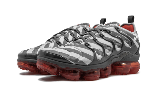Air VaporMax Plus "Grey / Red" 924453 020
