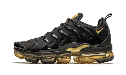 Air VaporMax Plus "Black / Gold" CW7299 001