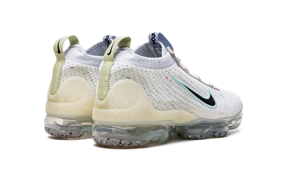 Air Vapormax 2021 FK GS "Mismatched Swoosh" DQ7758 100