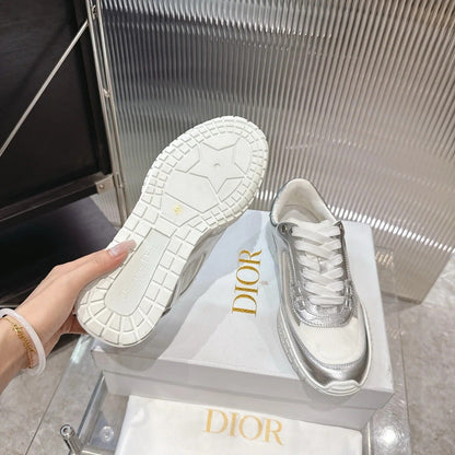 CD 26s Sneakers Silver Metallic White Suede Cowhide 683905