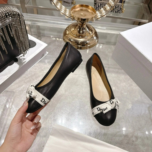 CD 26 Bow Ballet Flat Embroidered Sheepskin