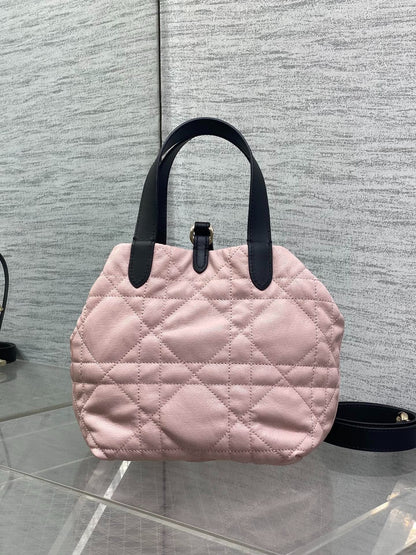 Dior 2026 Toujours Vertical Tote Bag Calfskin