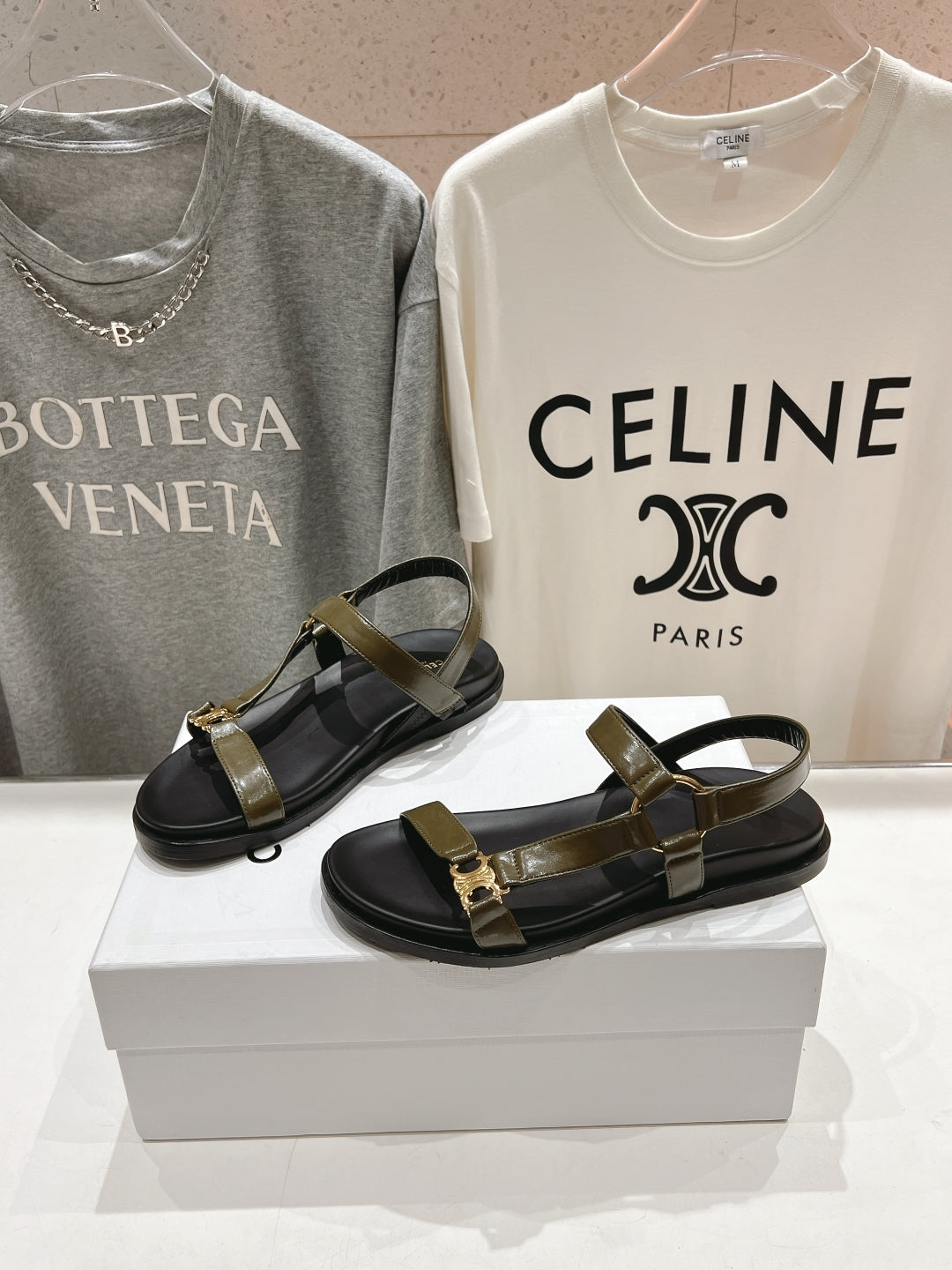 CELINE MAUD SANDAL WITH TRIOMPHE ARMY GREEN COWHIDE 236757