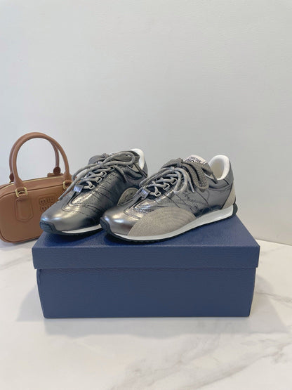 CD 26s D-Sketch Sneakers Sliver Taupe Suede Lambskin 908094