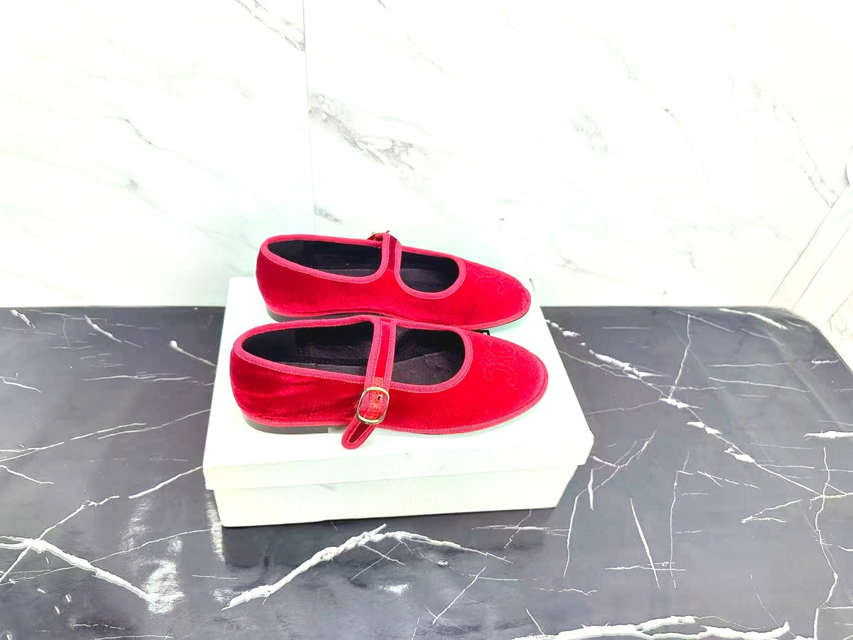 Celine 25 Eve Triomphe Ballet Flat Red Velvet 547725