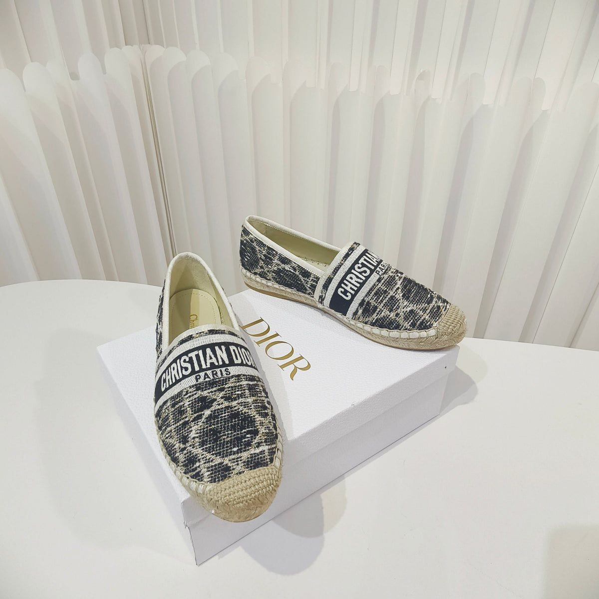 CD Granville Espadrilles Beige Black Cannage Tweed Sequin 632506