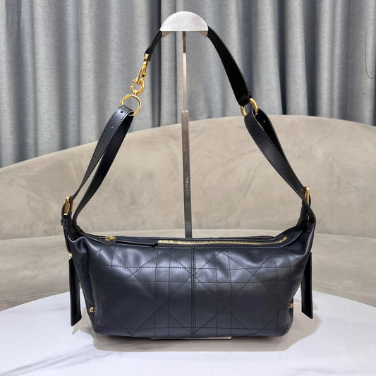 CD Wandering Bag 23 With Black Calfskin