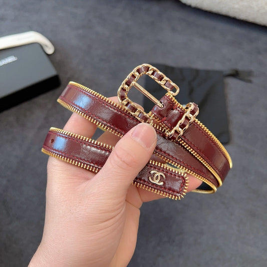 CHANEL BELT 20MM IN WINE RED CALFSKIN WITH INTERWOVEN CHAIN BUCKLE ZIPPER IN TRIM GOLD HARDWARE