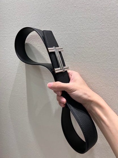 HERMES TRAVERSE BELT BUCKLE & REVERSIBLE BLACK LEATHER STRAP 38 MM SILVER HARDWARE