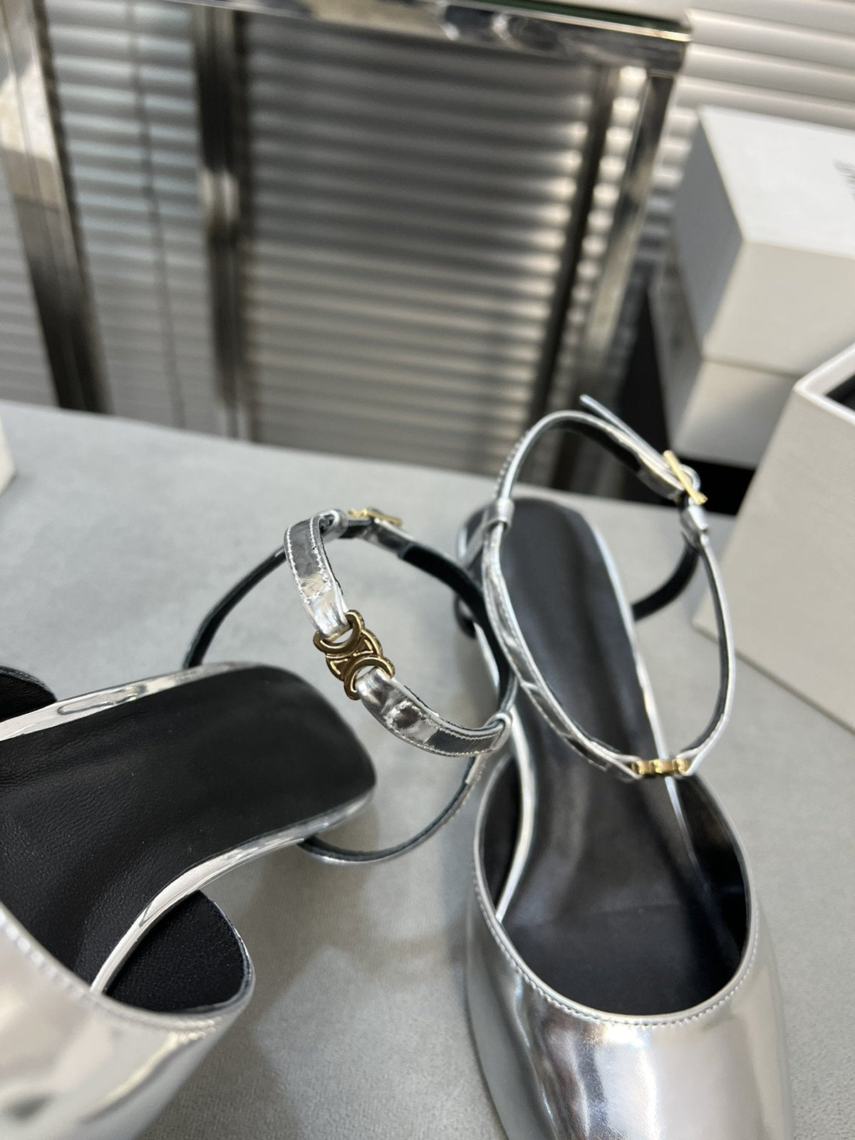 cl kitten 50 silver metalic calfskin