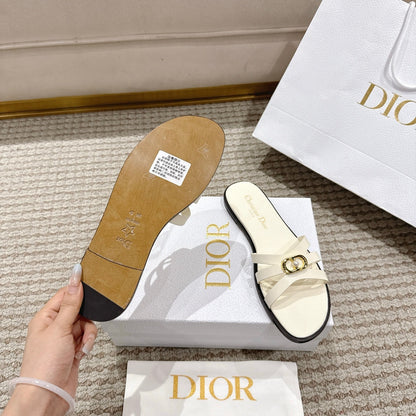 CD 30M Slide White Calfskin 543742