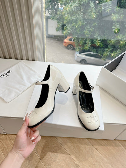 HIGH MARY JANE SHOES IN WHITE PATENT CALFSKIN