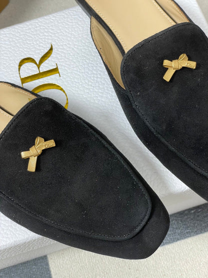 CD 26 Baby Bow Flat Mule Black Cowhide Sheepskin Suede 632595