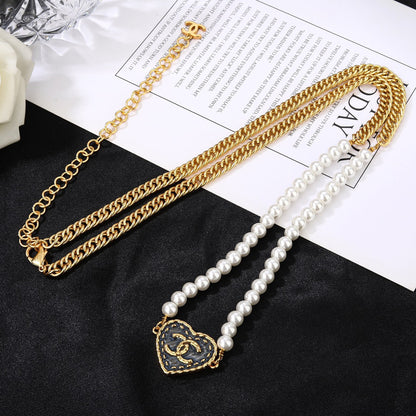 CHANEL 25S CHAIN BELT IN WHITE PEARL 614479
