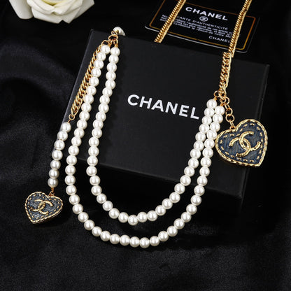 CHANEL 25S CHAIN BELT IN WHITE PEARL 614480